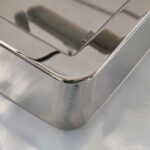 ATM Lucidatura metalli. Saldato internemento acciaio inox 304 sp.1, poi eseguita lucidatura e lavaggio in vasca ultrasuoni per togliere lo sporco di lavorazione.