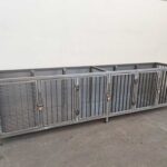 ATM Progetti su misura. Partendo da un disegno, eseguita lavorazione dei vari componenti, taglio laser delle lamiere, taglio laser dei tubi per telaio, saldatura griglie, assemblaggio telaio con vari componenti. Esguita verniciatura conto terzi e consegna, assemblaggio legno superiore e consegna al cliente che ha provveduto al montaggio in negozio.